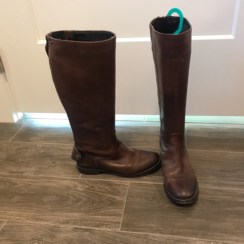 Arturo Change boots